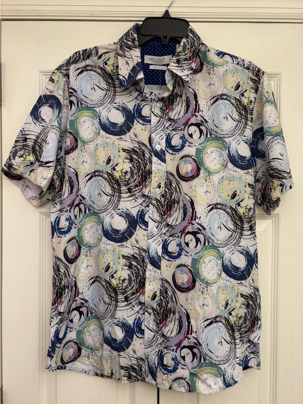 Mojito Short-Sleeve Button-Down Shirt in Multi Color Circle Conversational Print